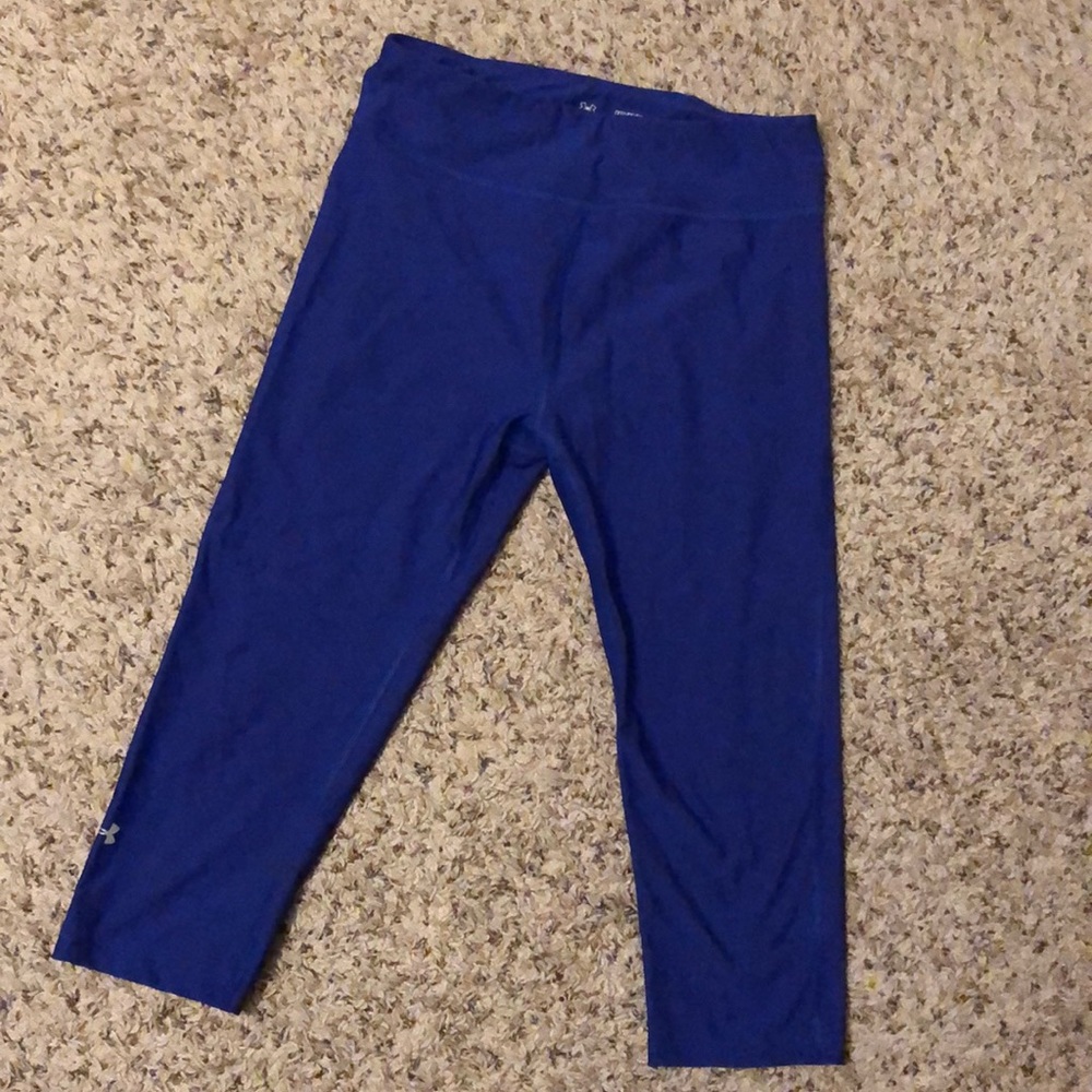 Under Armour compression workout capris